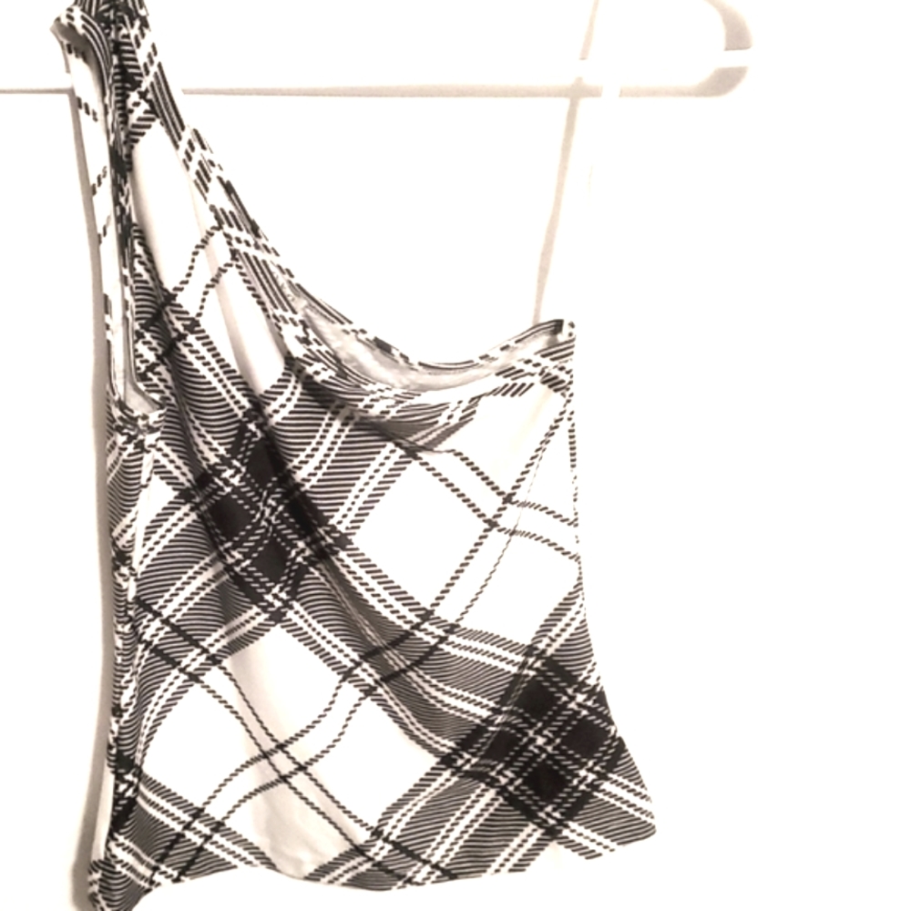 XOXO one shoulder sleeveless blouse, size small, black and white